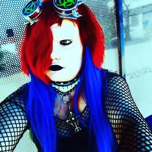 Meet your Posher, Lynn